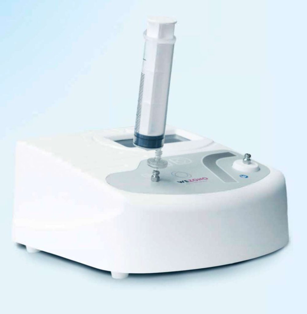 Generatore di ozono medicale Wezono con siringa montata